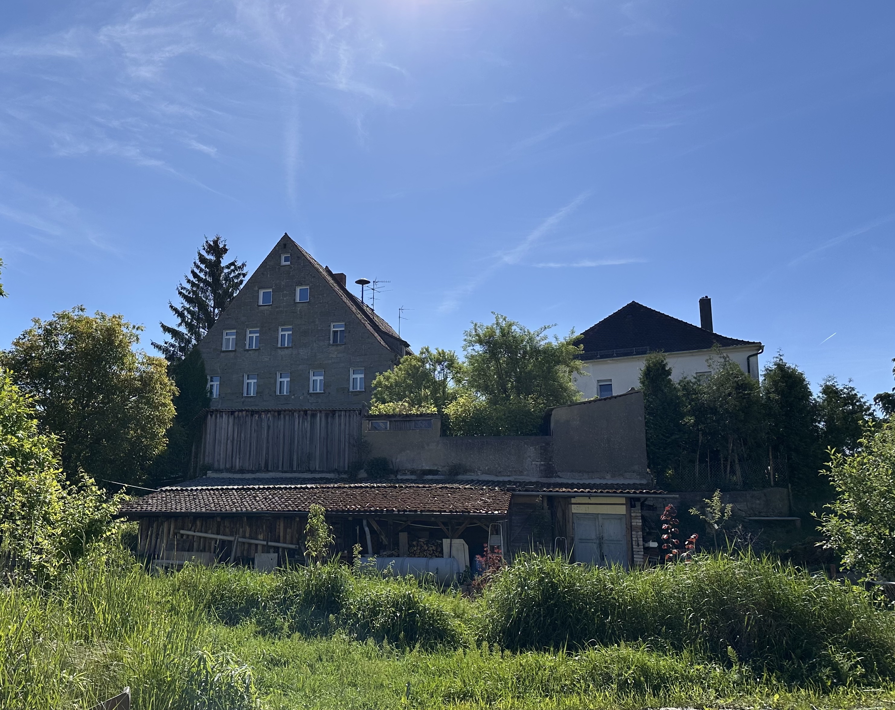 Frontansicht Schloss heute